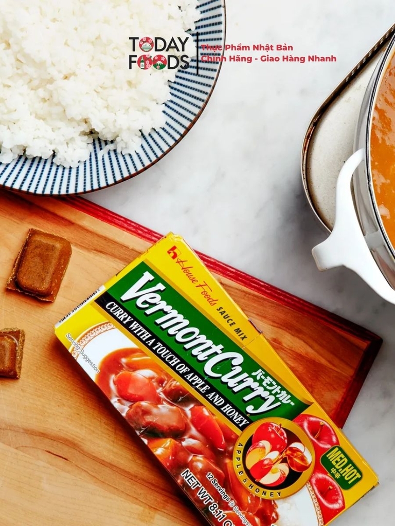 Viên Xốt Cà Ri Vermont Vị Táo Và Mật Ong Cay Vừa 230G