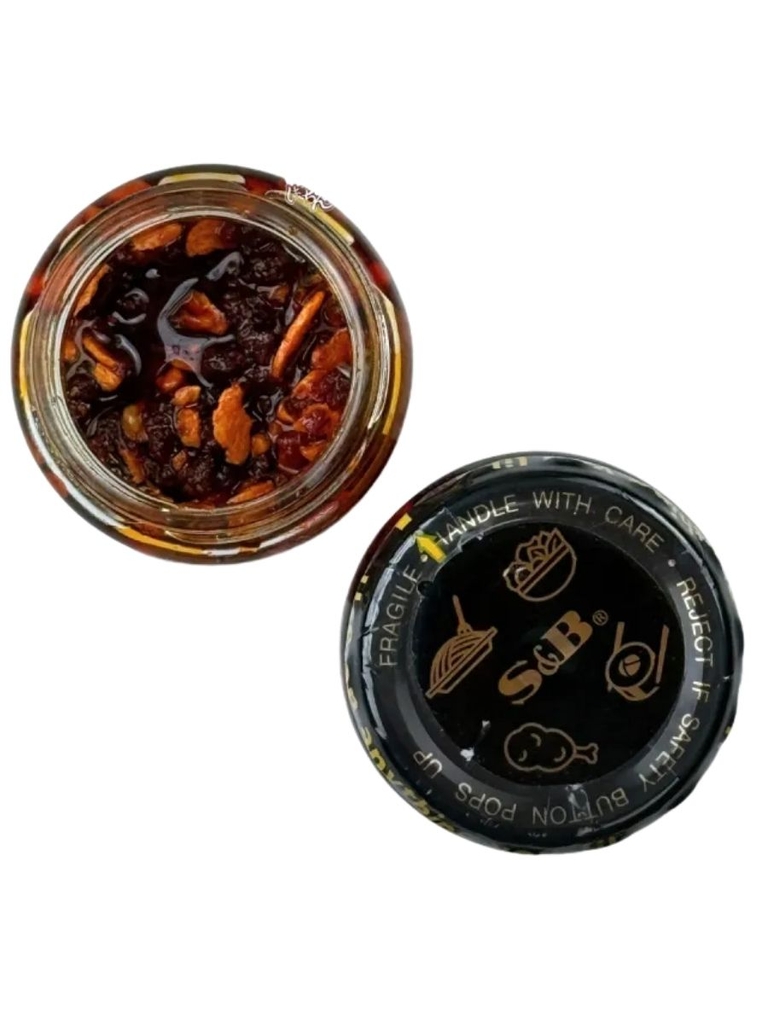 Dầu Ớt Tỏi Giòn S&B SPICY (Cay) 110G
