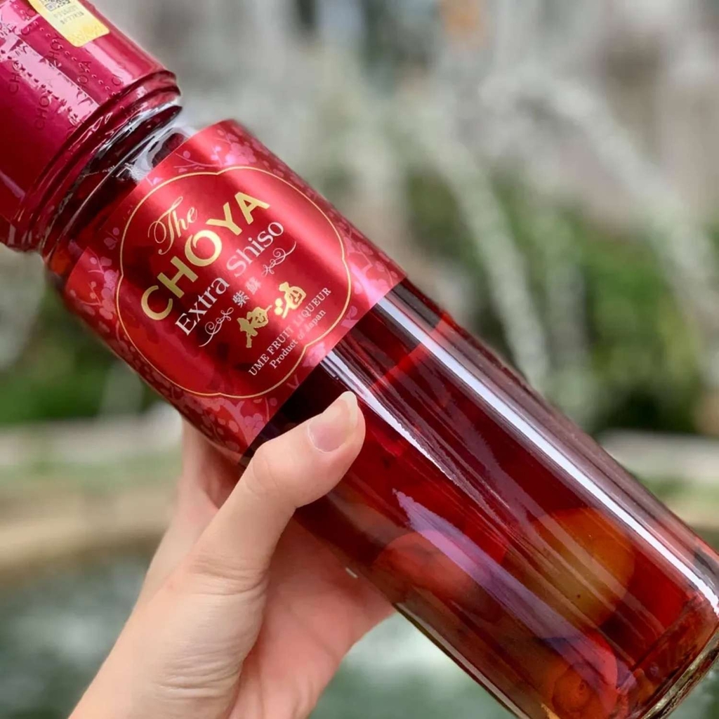 Rượu Mơ Choya Extra Shiso Tía Tô Đỏ 17% 700ml