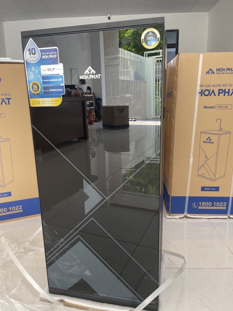 Máy lọc nước 10 lõi hòa phát -  kiểu tủ đứng sang trọng