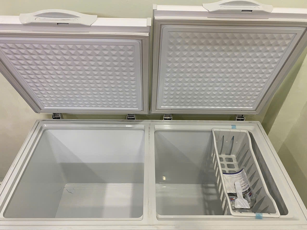 Tủ Đông + Mát 245L Hòa Phát HPF-BN6245 1 ngăn đông, 1 ngăn mát