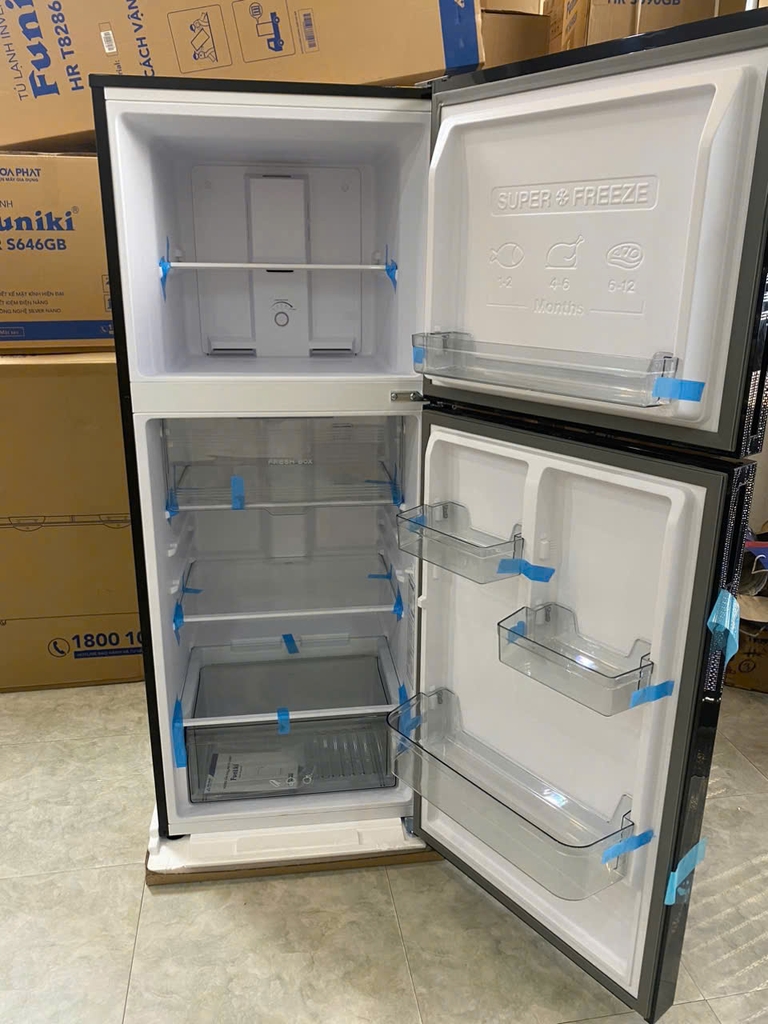 Tủ lạnh cánh kính Funiki Inverter HR T8209GB 209 lít