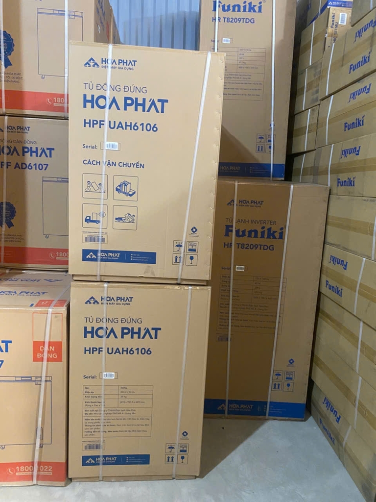 Tủ Đông 106L Hòa Phát HPF-UAH6106 Cửa Trước, Dạng Đứng, 4 Ngăn