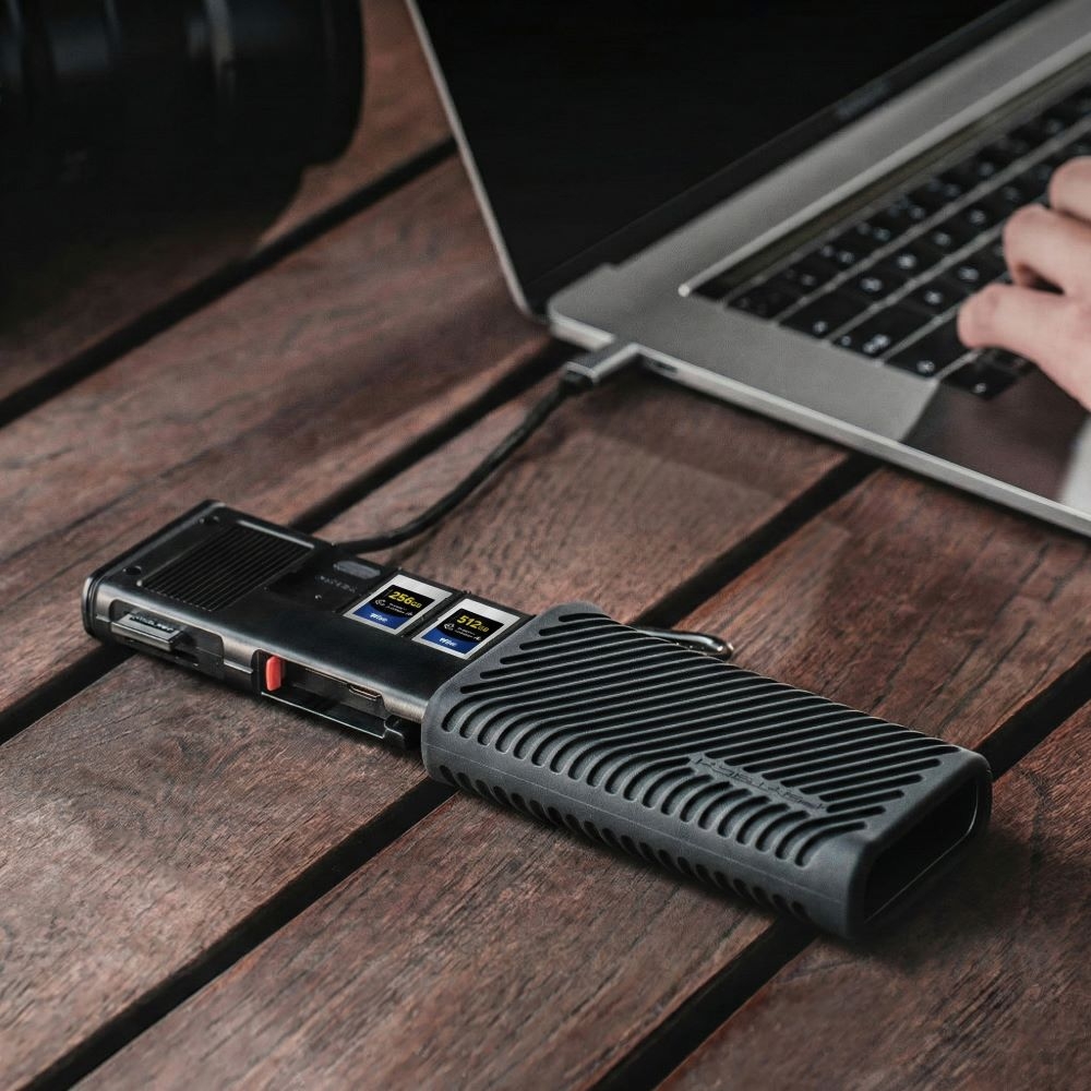 Hộp đựng thẻ nhớ PGYTECH CFexpress CreateMate