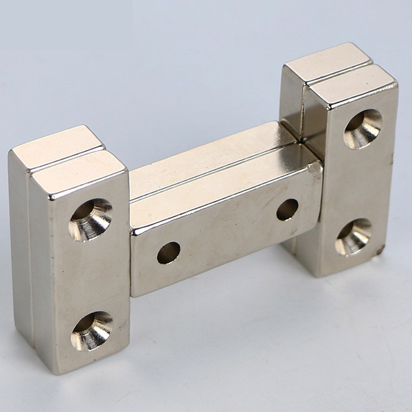 Nam châm đất hiếm vuông , chữ nhật 2 lỗ