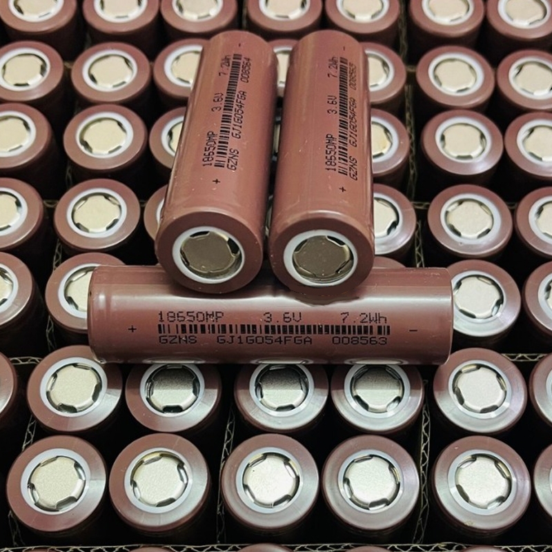 Pin 18650 Nâu 1800mAh Xả 6A