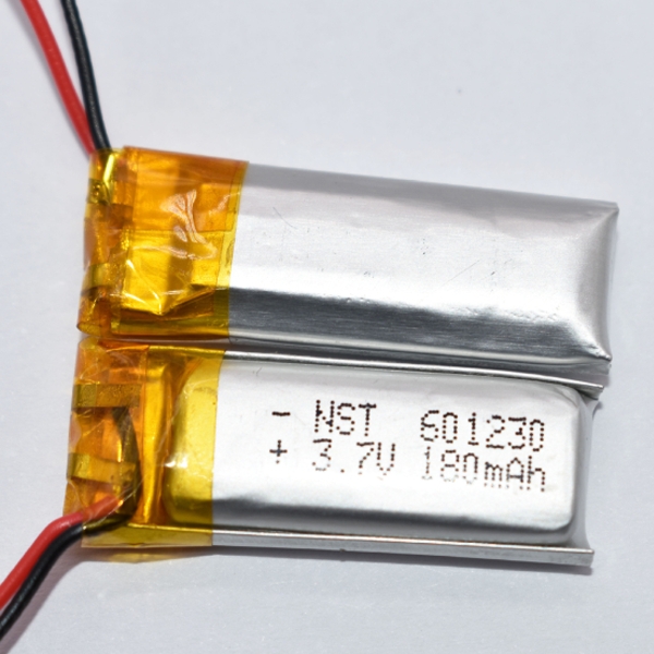 Pin sạc LiPo 1s 3.7v có mạch bảo vệ dùng Cho tai nghe,loa Mp3 MP4 MP5 GPS PSP Bluetooth