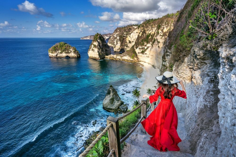 bãi biển Diamond beach Đông đảo Nusa Penida Bali