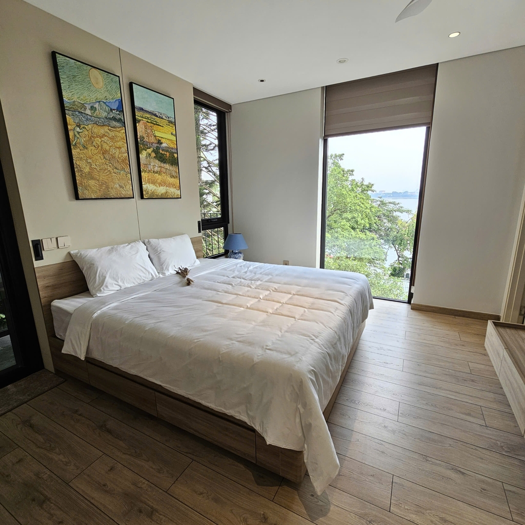 Peninsula Perch Apartment - 3 bed room