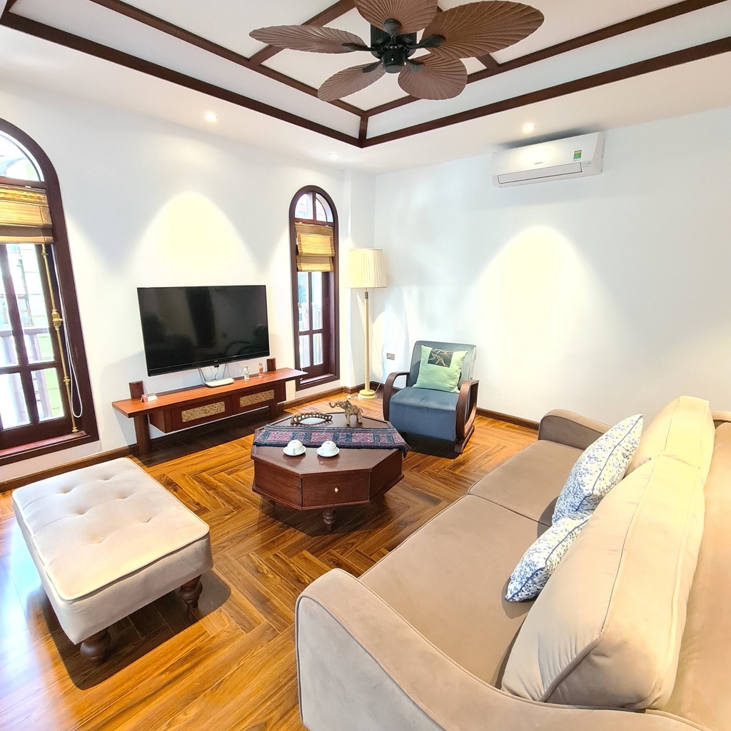 32 To Ngoc Van Apartment - 3 bed room