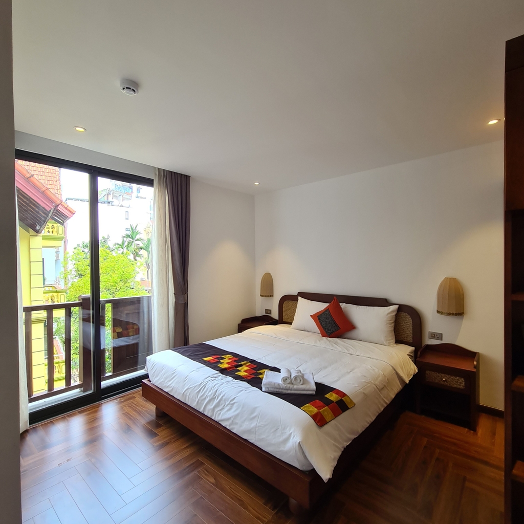32 To Ngoc Van Apartment - 3 bed room