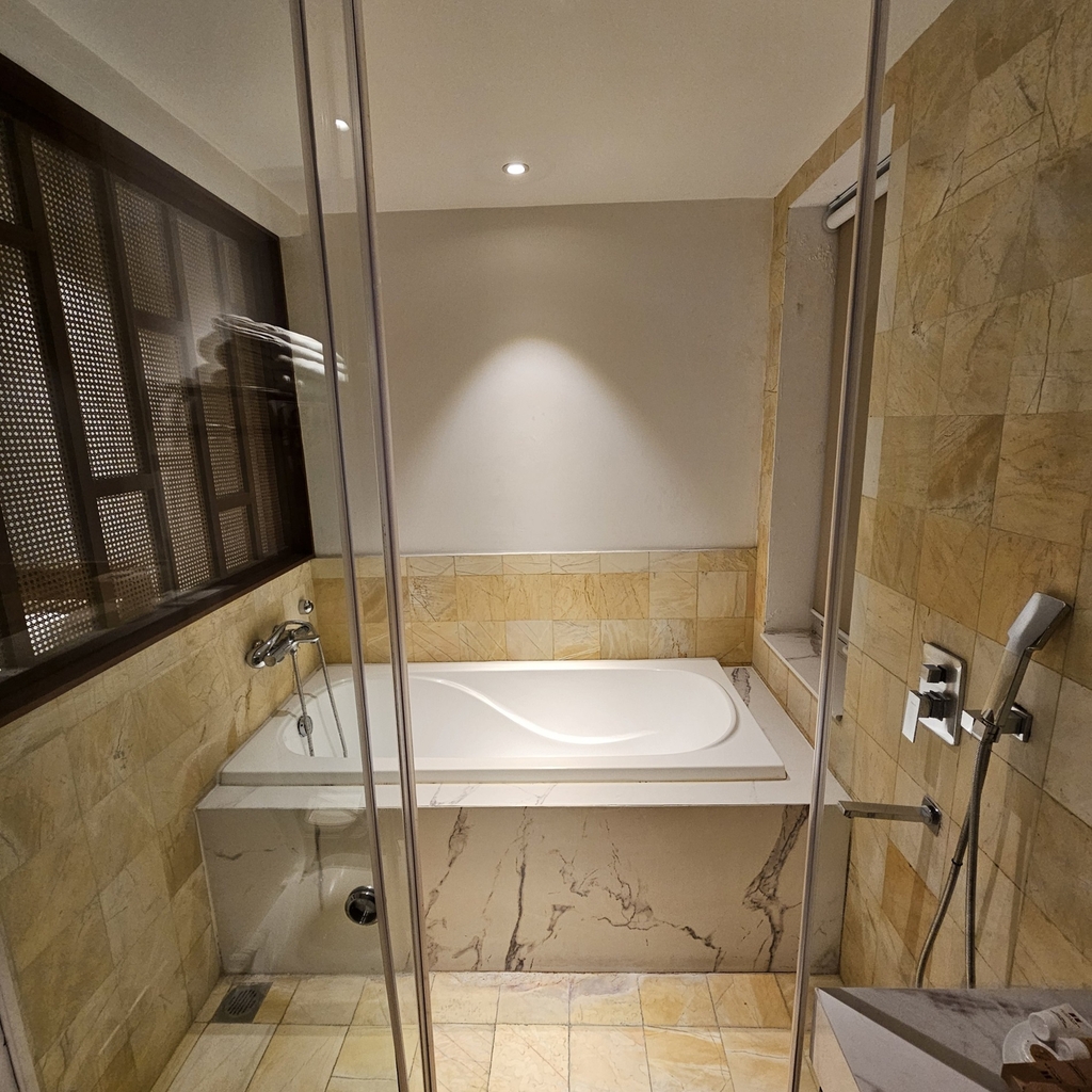The Seasons House - 3 bed room