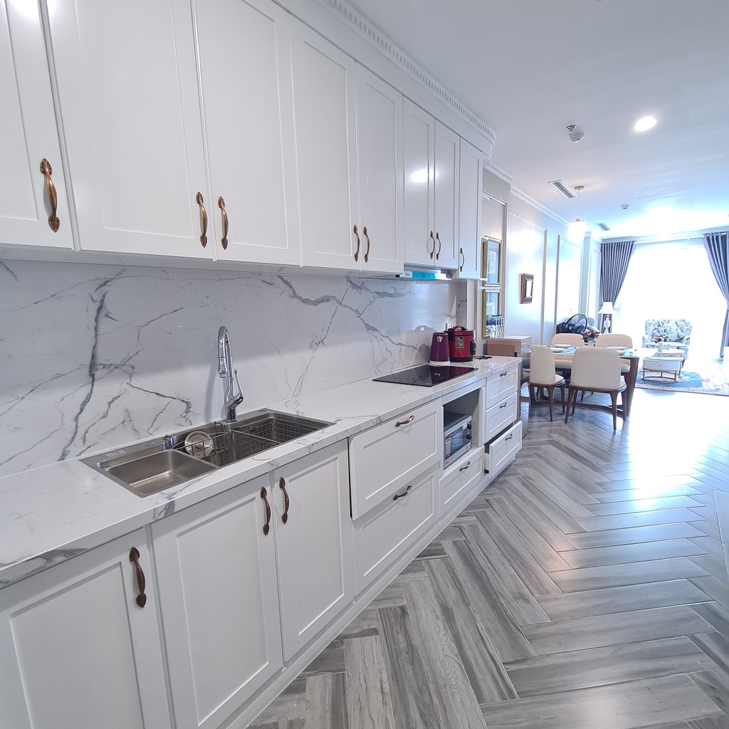 68 Xuan Dieu - 2 bed room