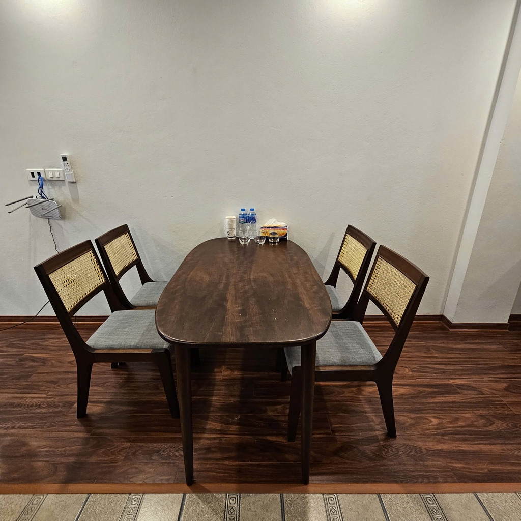 445 Lac Long Quan Apartment - Duplex 2 bed room