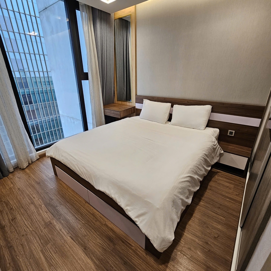 Vinhomes Metropolis M1 0712 - 2 bed room