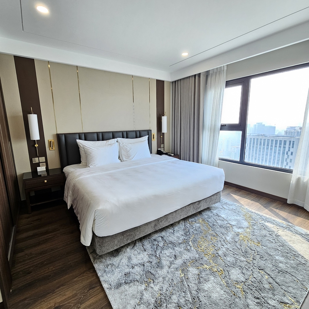 Grand K Hotel Suites - Two bed room