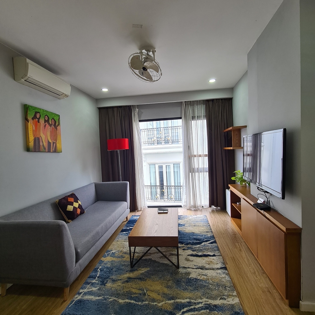 Square Apartment - 1 bed room