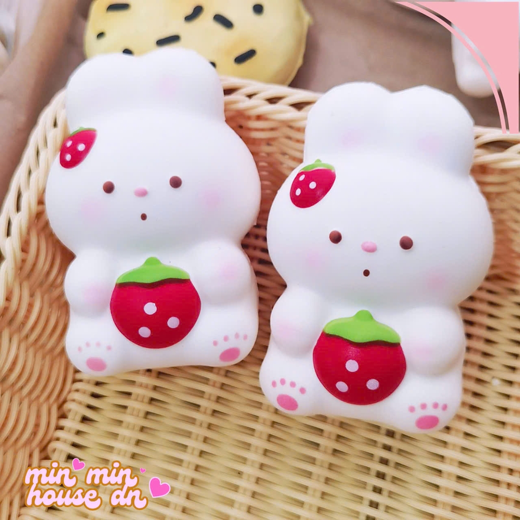 Squishy Chú Thỏ Trắng Dễ Thương Ôm Quả Dâu Slow Siêu Mềm HT