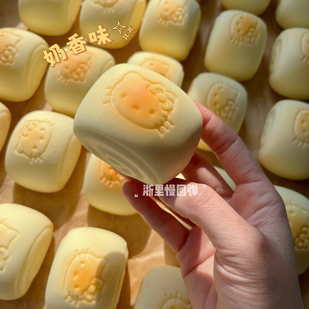 Squishy HT Kitty bánh màn thầu dễ thương mẫu đơn giản
