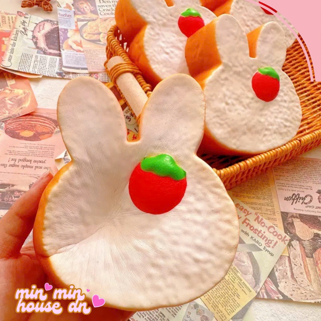 Squishy bánh tai thỏ quả dâu dễ thương HT