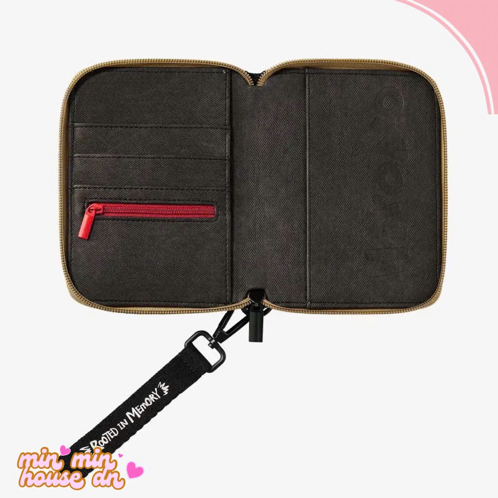 Hirono Echo Series - Passport Bag POP MART