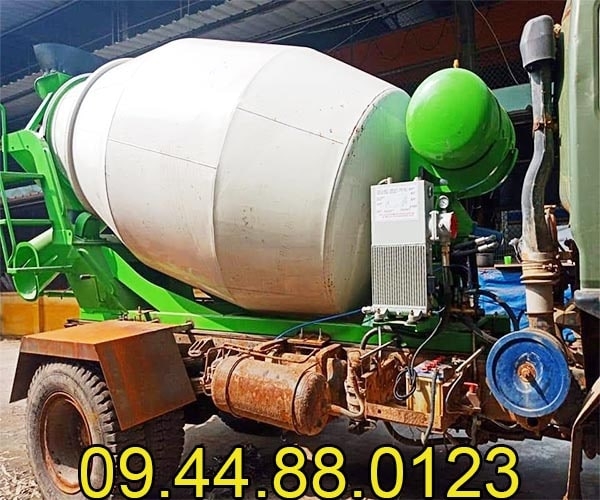 Bồn trộn bê tông 4m3 gắn xe tải