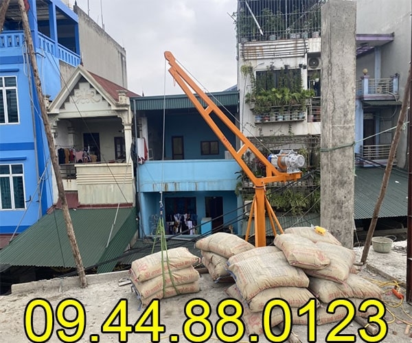 Cẩu xoay 360 độ Rakuda 500kg