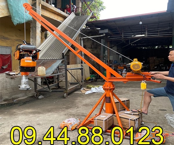 Cẩu xoay 360 độ Rakuda 800kg