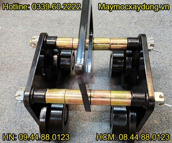 Con chạy đẩy tay Kawasaki 1 tấn dùng cho tời móc treo SK