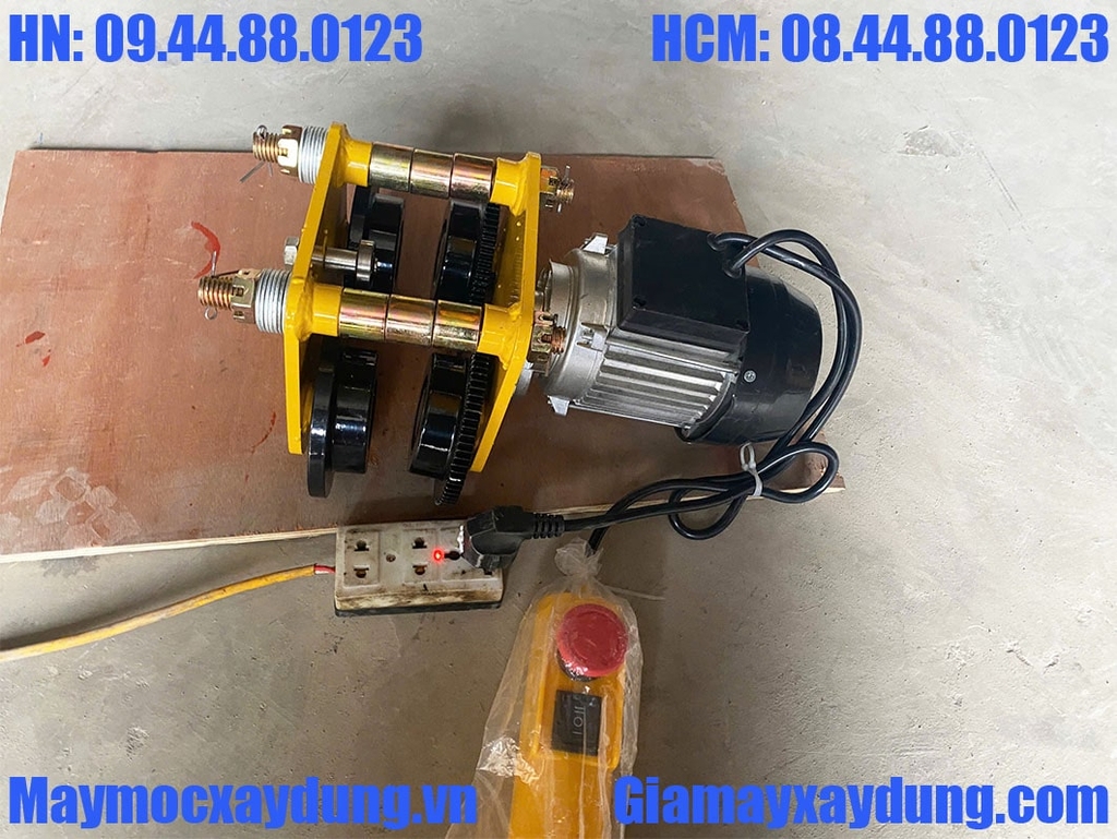 Con chạy điện 1 tấn 220V