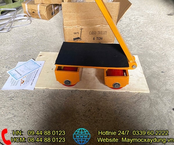 Con rùa chuyển hàng Bison 6 tấn WA-6T bánh PU xoay 180 độ