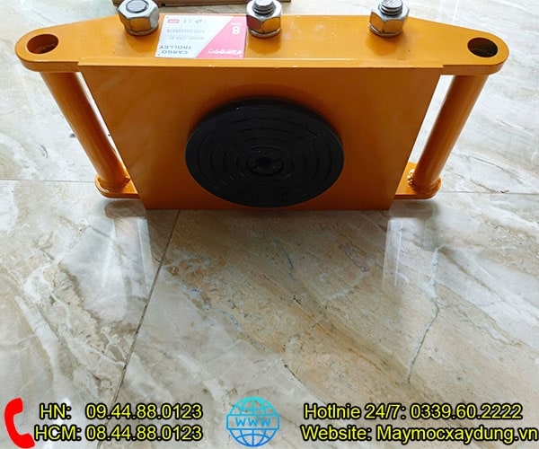 Con rùa chuyển hàng Bison 8 tấn CRA-8 bánh thép hướng thẳng