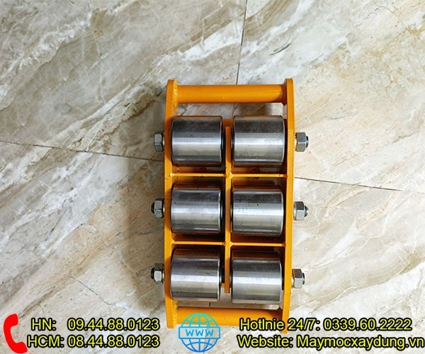Con rùa chuyển hàng Bison 8 tấn CRA-8 bánh thép hướng thẳng