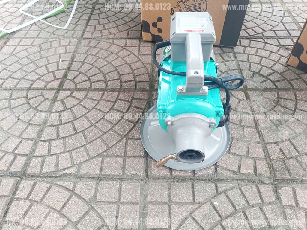 Đầm dùi bê tông chạy điện Nikipro 1.5KW 380V