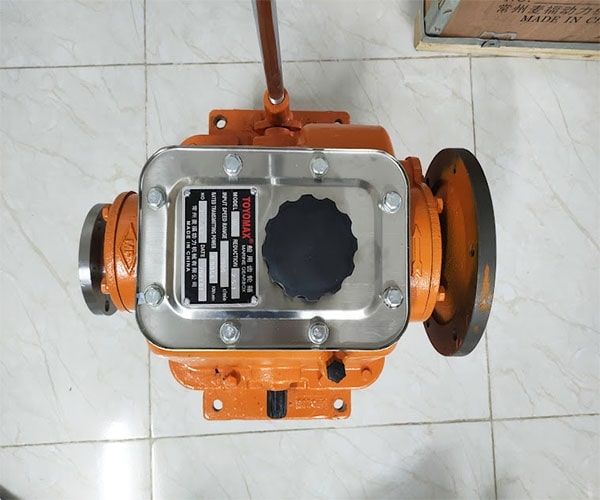 Hộp số thủy Toyomax 06