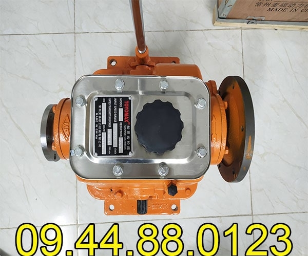 Hộp số thủy Toyomax 06