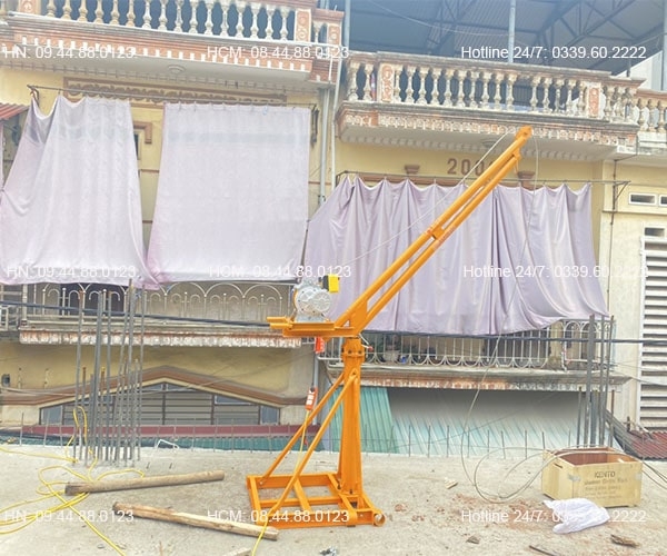 Cẩu xoay 360 độ Rakuda 500kg