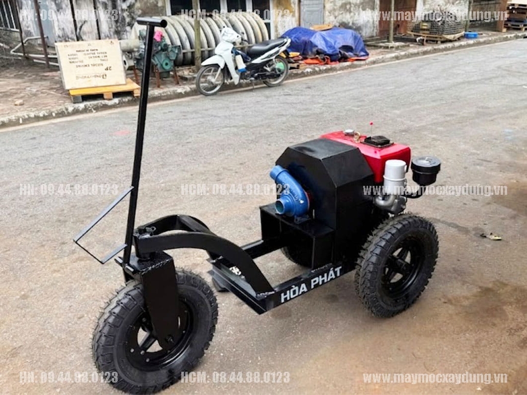 Máy bơm nước đầu nổ ChangChai D8 R180 3 bánh