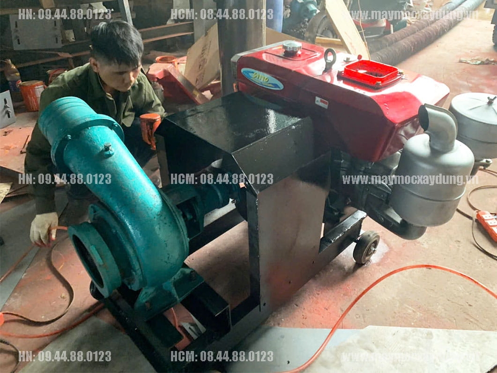 Máy bơm nước đầu nổ D20 20HP 120-250m3/h nước đề