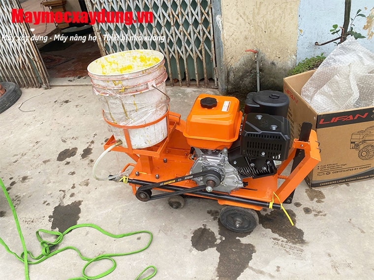 Máy cắt bê tông bập bênh lắp động cơ xăng LiFan 15HP KP420