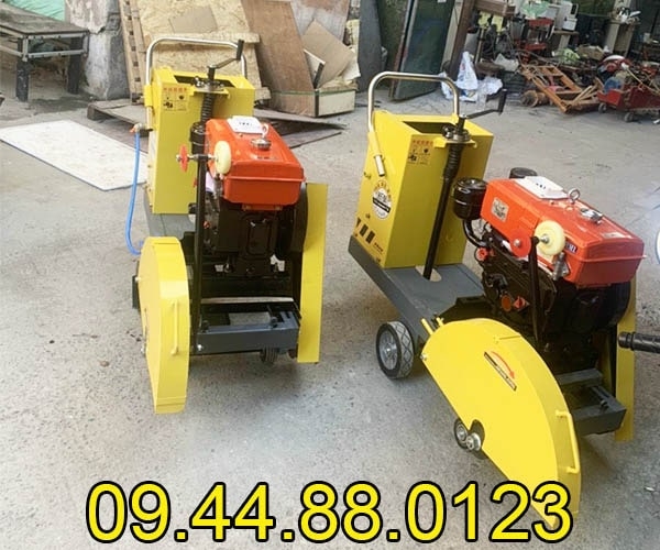 Máy cắt bê tông chạy dầu Diesel Rakuda Q600 D15