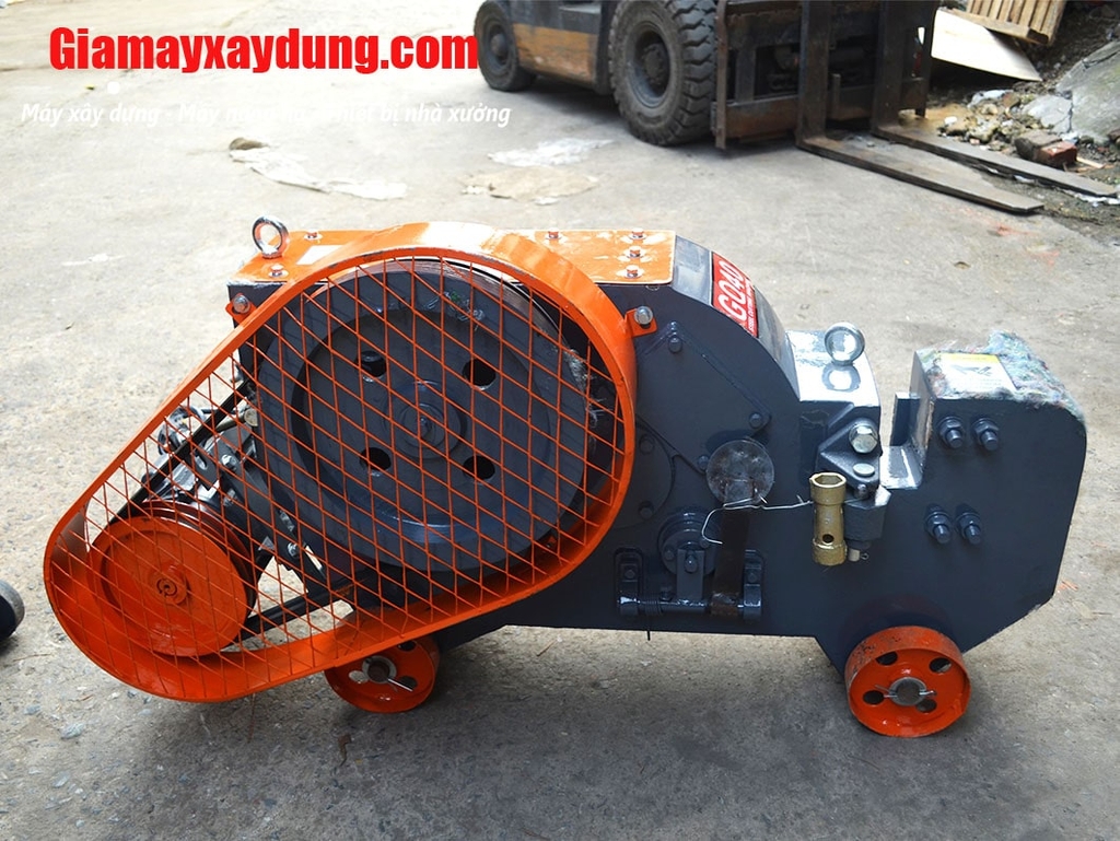 Máy cắt sắt Rakuda GQ40 3KW