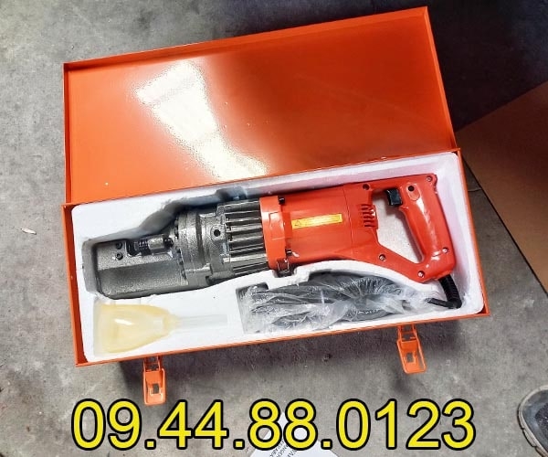 Máy cắt sắt thủy lực Trung Quốc RC16