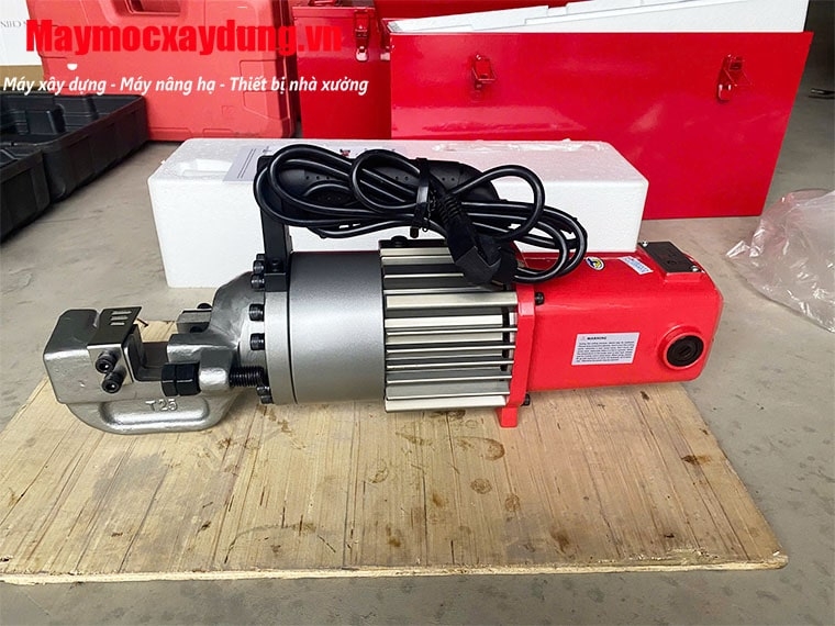 Máy cắt sắt thủy lực Trung Quốc RC25
