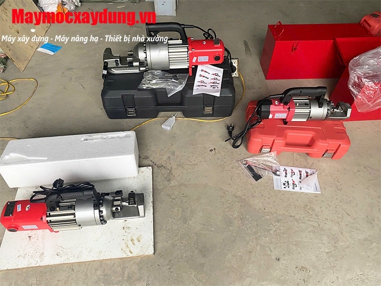 Máy cắt sắt thủy lực Trung Quốc RC32