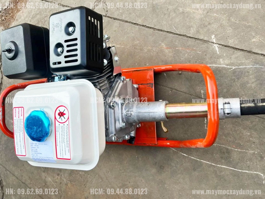 Máy đầm dùi chạy xăng lắp động cơ Niki 200 6.5HP