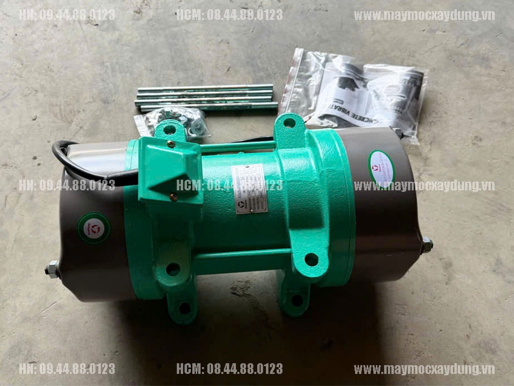 Máy đầm rung bê tông Nikipro 3KW  ZW-12 380V