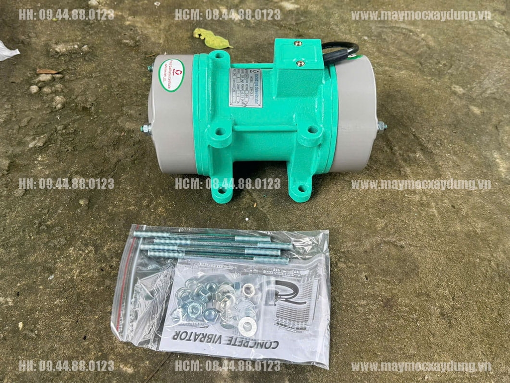 Đầm rung bê tông Nikipro 0.75KW ZW3.5 380V