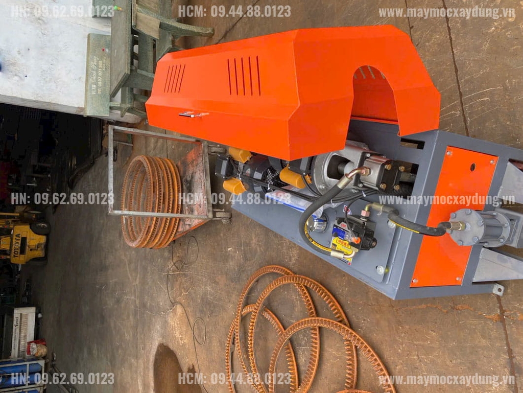 Máy duỗi cắt sắt tự động GT4-12 220V (4-12mm)