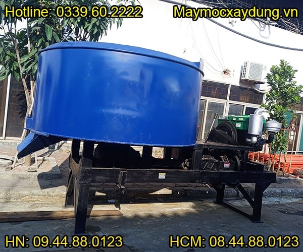 Máy trộn bê tông cưỡng bức cầu ô tô 1500 Lít lắp đầu nổ D30